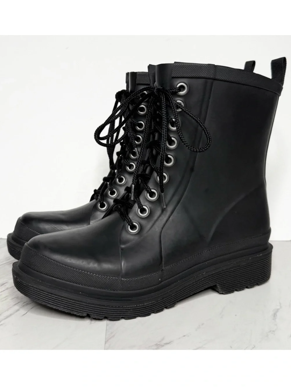 Chooka Damascus Black Lace Up Mid Rain Boot 10
